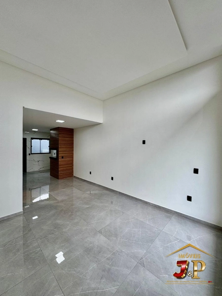 Casa bem localizada com 2 dormitórios: 15ª foto da galeria de imagens do imóvel