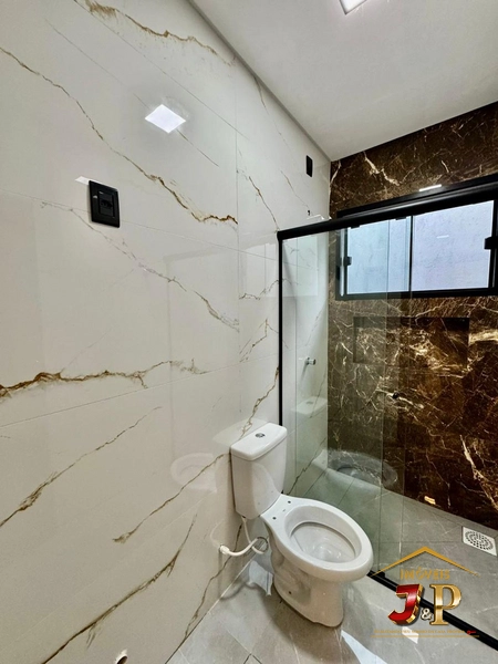 Casa bem localizada com 2 dormitórios: 24ª foto da galeria de imagens do imóvel