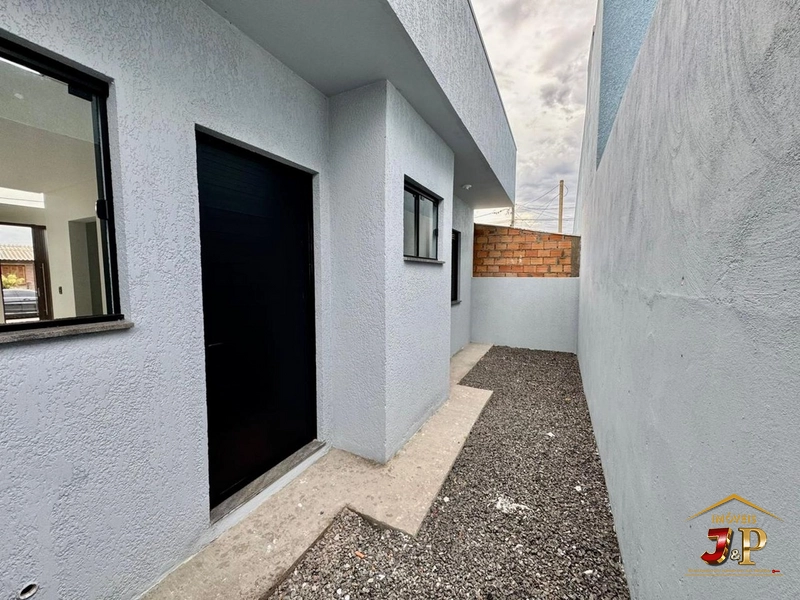 Casa bem localizada com 2 dormitórios: 23ª foto da galeria de imagens do imóvel