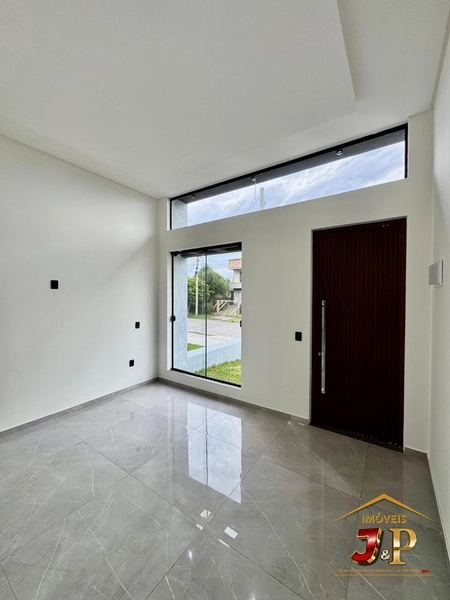 Casa bem localizada com 2 dormitórios: 17ª foto da galeria de imagens do imóvel