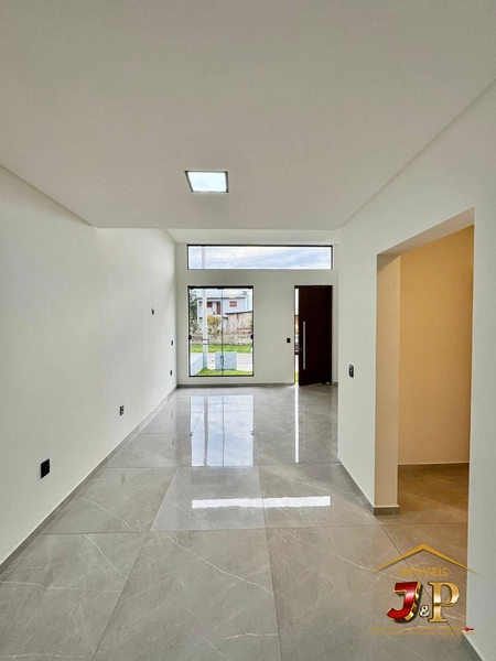 Casa bem localizada com 2 dormitórios: 20ª foto da galeria de imagens do imóvel