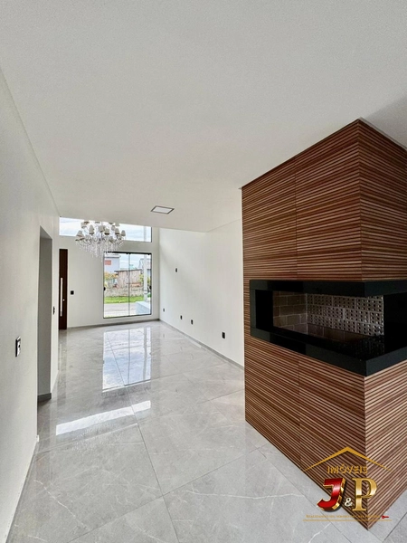 Casa bem localizada com 2 dormitórios: 9ª foto da galeria de imagens do imóvel