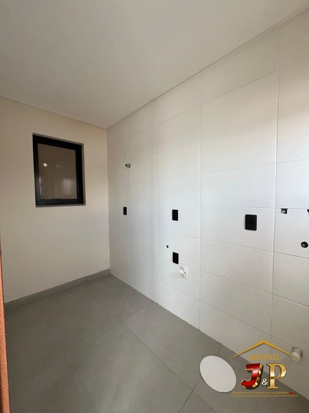 Sobrado bem localizado com 2 suítes: 2ª foto da galeria de imagens do imóvel