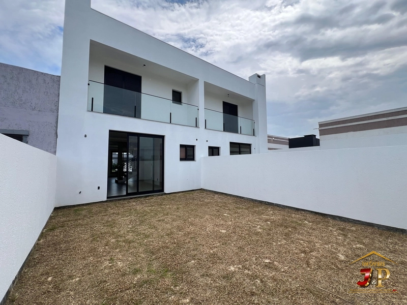 Sobrado bem localizado com 2 suítes: 7ª foto da galeria de imagens do imóvel