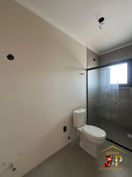 Sobrado bem localizado com 2 suítes: 8ª foto da galeria de imagens do imóvel