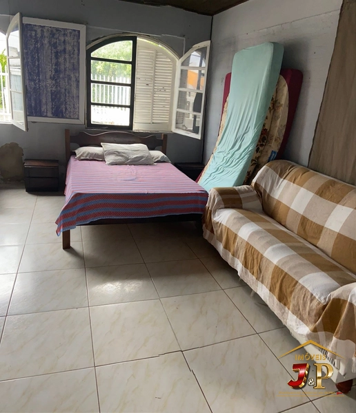 Casa com 2 dormitórios, quiosque e piscina: 21ª foto da galeria de imagens do imóvel
