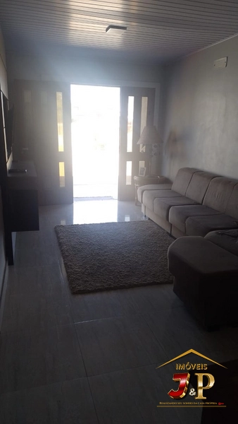 Casa com 2 dormitórios, quiosque e piscina: 6ª foto da galeria de imagens do imóvel