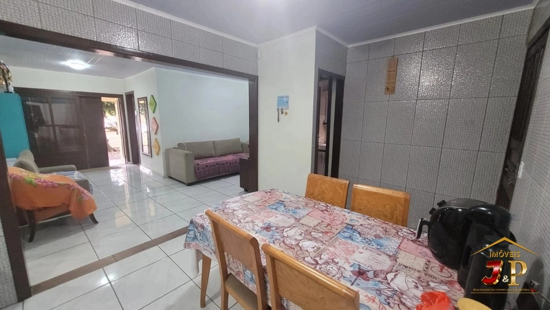 Casa 4 dormitórios no bairro Santa Luzia: 4ª foto da galeria de imagens do imóvel