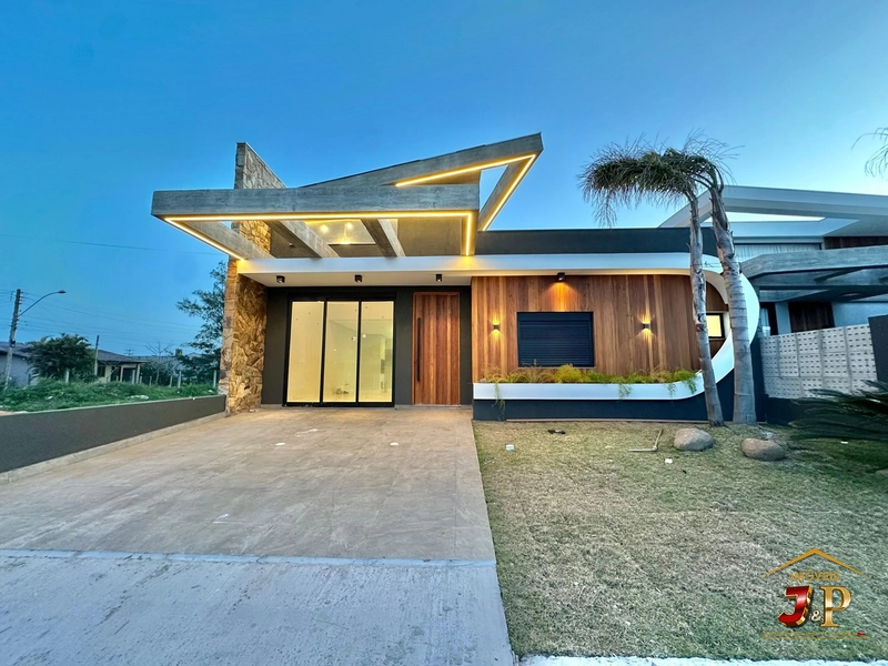 Casa à Venda no Jardim Beira Mar em Capão da Canoa: 2ª foto da galeria de imagens do imóvel