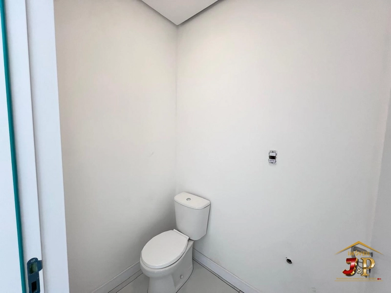 Casa no bairro araçá apenas 450 metros do mar: 11ª foto da galeria de imagens do imóvel