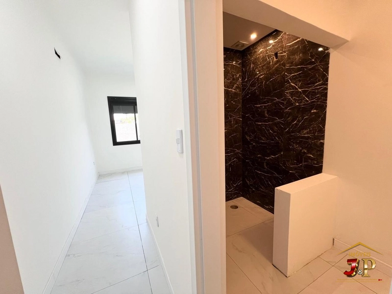 Casa no bairro araçá apenas 450 metros do mar: 16ª foto da galeria de imagens do imóvel