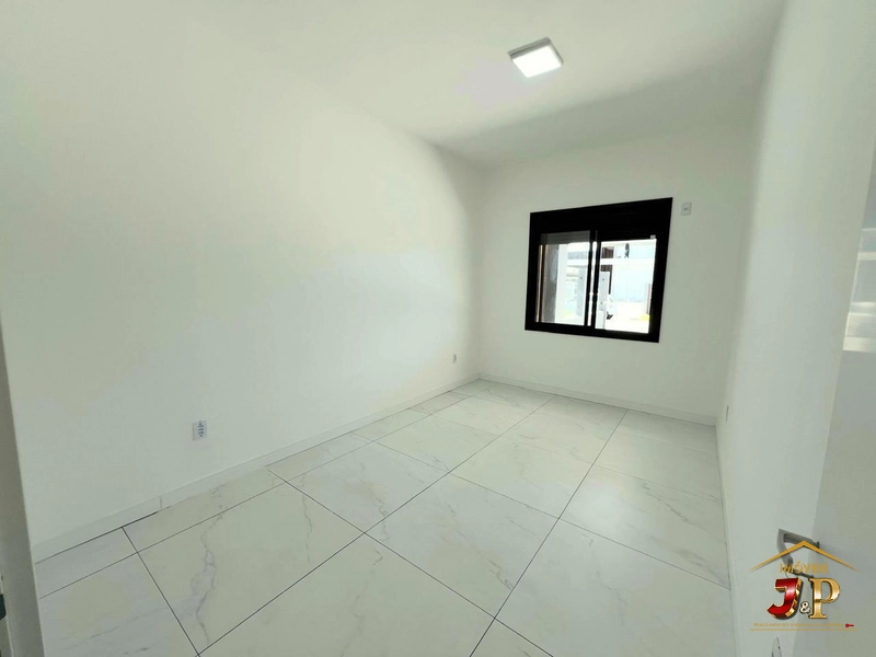 Casa no bairro araçá apenas 450 metros do mar: 13ª foto da galeria de imagens do imóvel