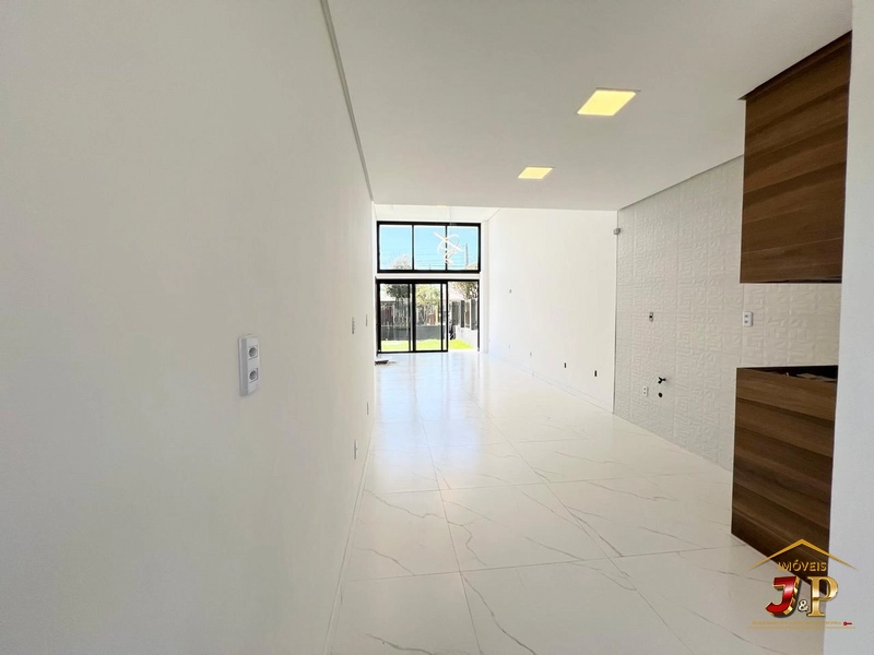 Casa no bairro araçá apenas 450 metros do mar: 8ª foto da galeria de imagens do imóvel