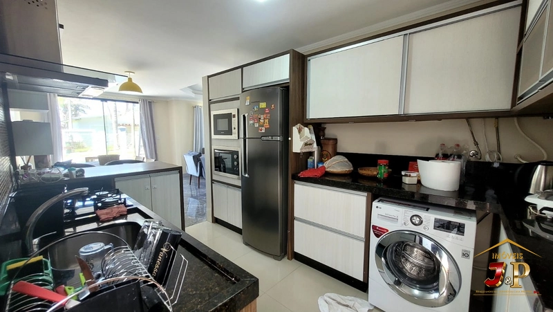 Casa de Sonho no Bairro Guarani - A 50 Metros do Mar!: 6ª foto da galeria de imagens do imóvel