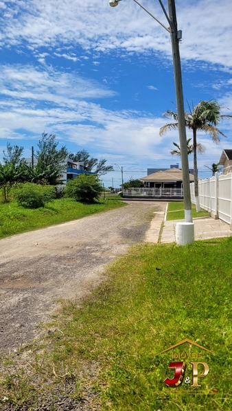 Casa pra locação 3 quadras do mar e no bairro araçá!: 12ª foto da galeria de imagens do imóvel