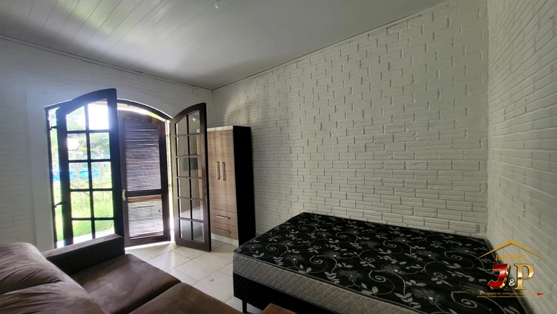 Casa pra locação 3 quadras do mar e no bairro araçá!: 4ª foto da galeria de imagens do imóvel