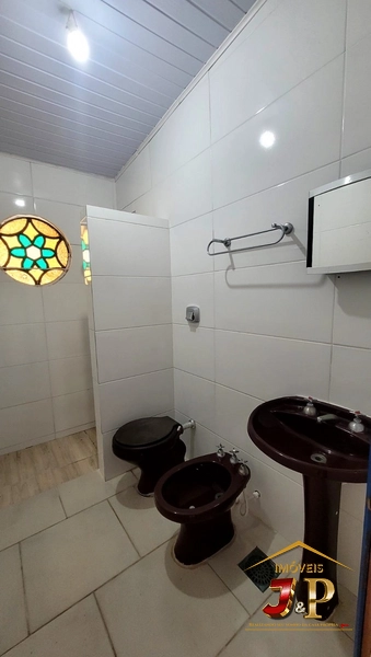 Casa pra locação 3 quadras do mar e no bairro araçá!: 7ª foto da galeria de imagens do imóvel