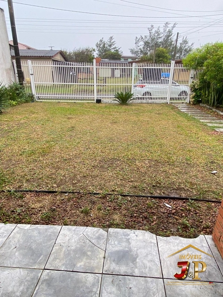 CASA À VENDA - Bairro Arco Íris, Capão da Canoa: 3ª foto da galeria de imagens do imóvel