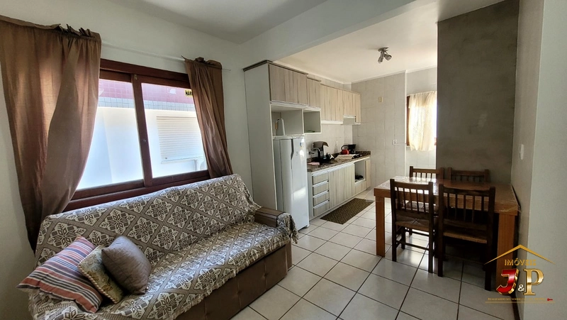 Apartamento no centro de capão da canoa apenas 1 quadra do mar!: 2ª foto da galeria de imagens do imóvel