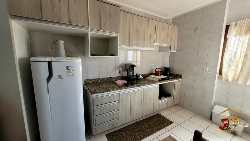 Apartamento no centro de capão da canoa apenas 1 quadra do mar!: 4ª foto da galeria de imagens do imóvel