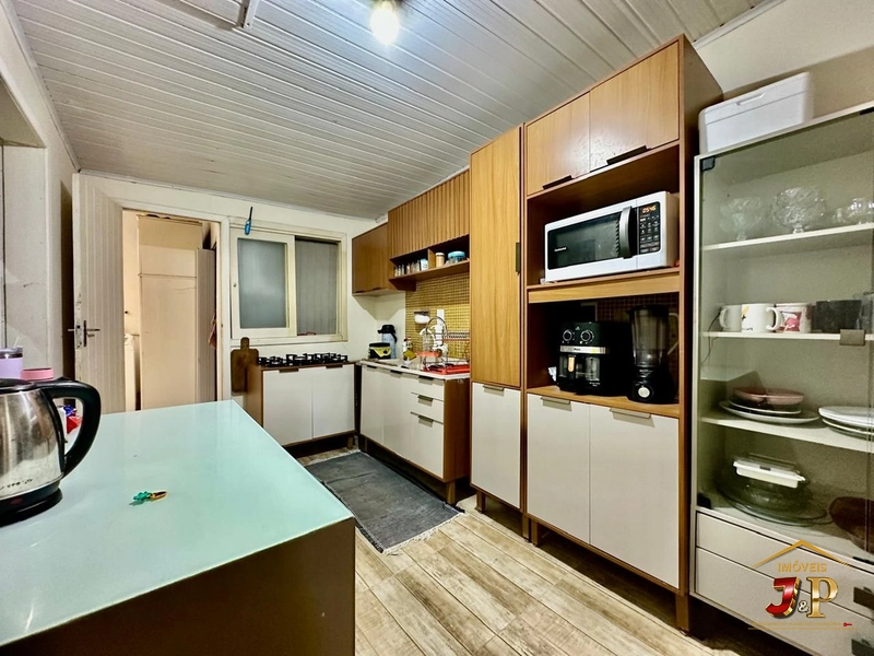 Casa com estrutura para um caminhão: 15ª foto da galeria de imagens do imóvel