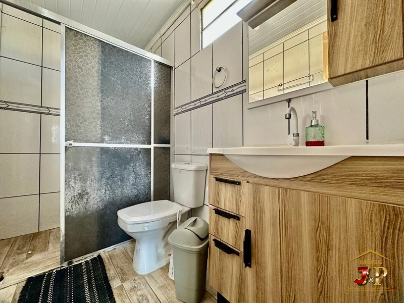 Casa com estrutura para um caminhão: 23ª foto da galeria de imagens do imóvel