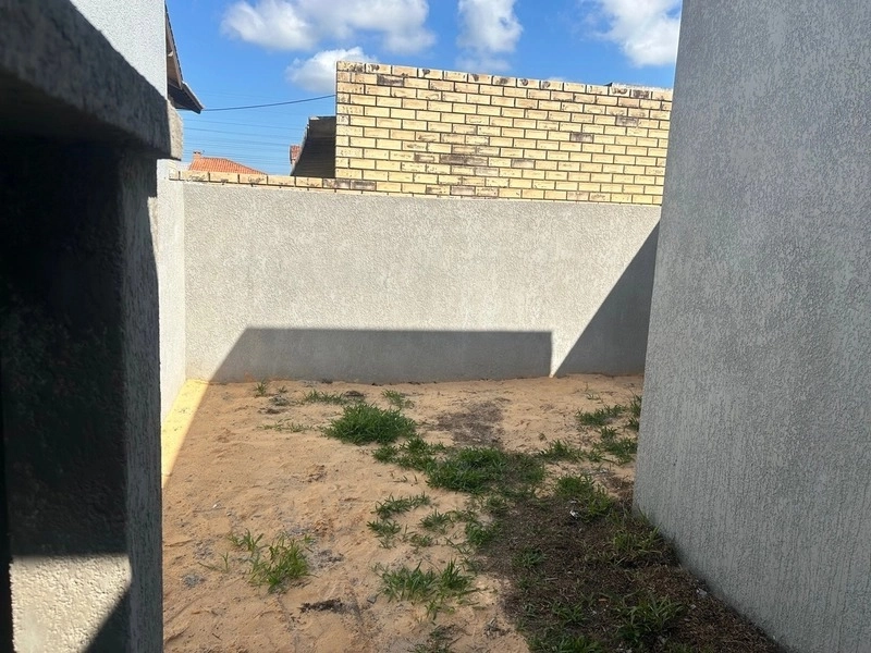 Casa à Venda com 2 Dormitórios, Suíte e Churrasqueira!!!: 2ª foto da galeria de imagens do imóvel