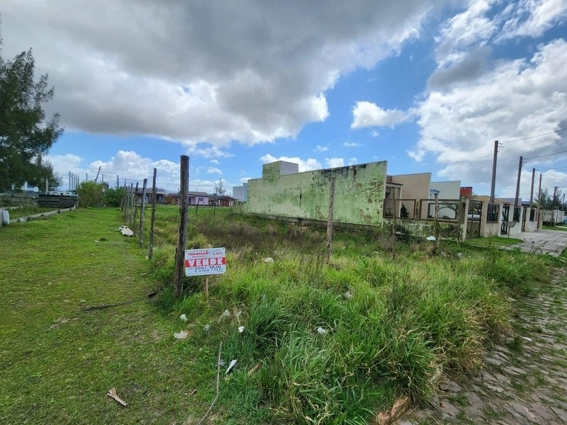 Terreno à Venda no Bairro Jardim Beira Mar – 300m² a Apenas 4 Quadras: 1ª foto da galeria de imagens do imóvel