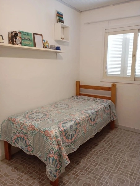 Casa bem localizada com 3 dormitórios e grande pátio: 18ª foto da galeria de imagens do imóvel