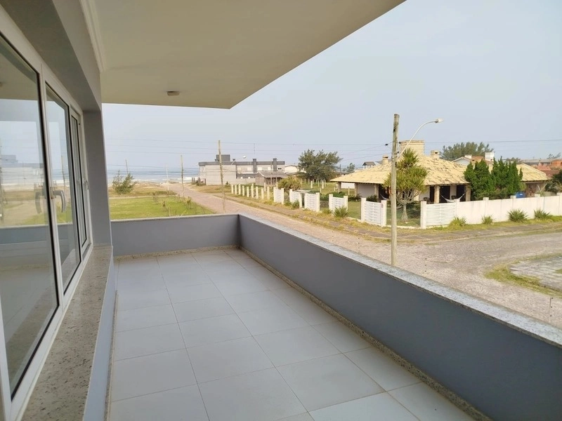 Magnífica Casa Mobiliada com 4 Dormitórios e Piscina Aquecida: 18ª foto da galeria de imagens do imóvel