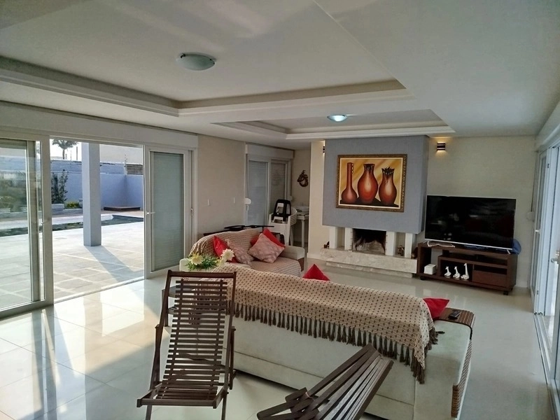 Magnífica Casa Mobiliada com 4 Dormitórios e Piscina Aquecida: 5ª foto da galeria de imagens do imóvel