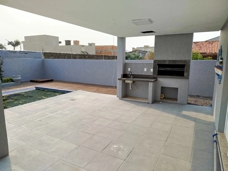 Magnífica Casa Mobiliada com 4 Dormitórios e Piscina Aquecida: 16ª foto da galeria de imagens do imóvel
