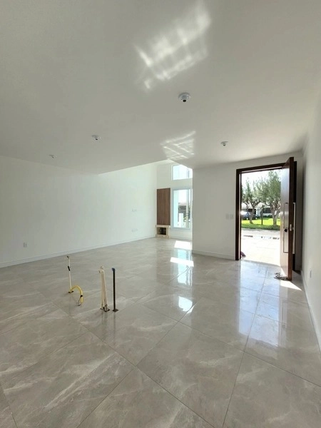 Casa de Alto Padrão à Venda em Capão da Canoa: 5ª foto da galeria de imagens do imóvel