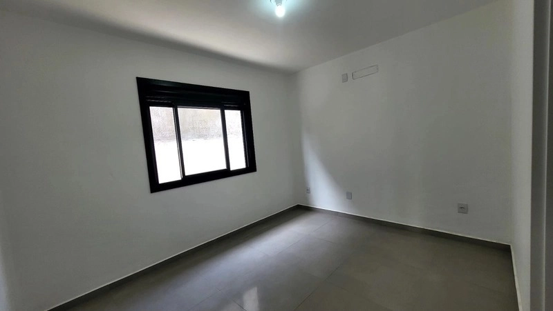 CASA BEM LOCALIZADA NO BAIRRO JARDIM BEIRA MAR!!!: 5ª foto da galeria de imagens do imóvel