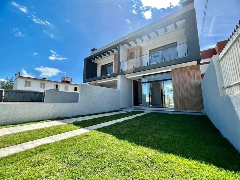 Casa com 2 dormitórios e vista para o mar: 1ª foto da galeria de imagens do imóvel