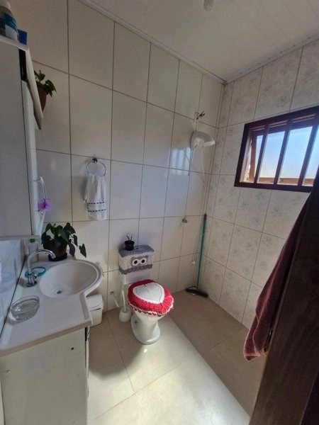 Casa perto da praia com 3 dormitórios: 10ª foto da galeria de imagens do imóvel