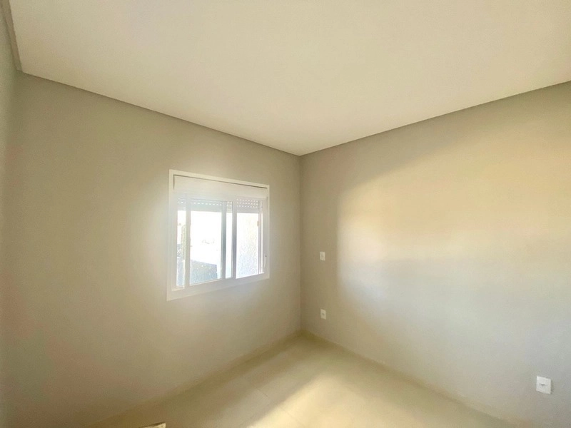 Casa com 2 dormitórios: 3ª foto da galeria de imagens do imóvel