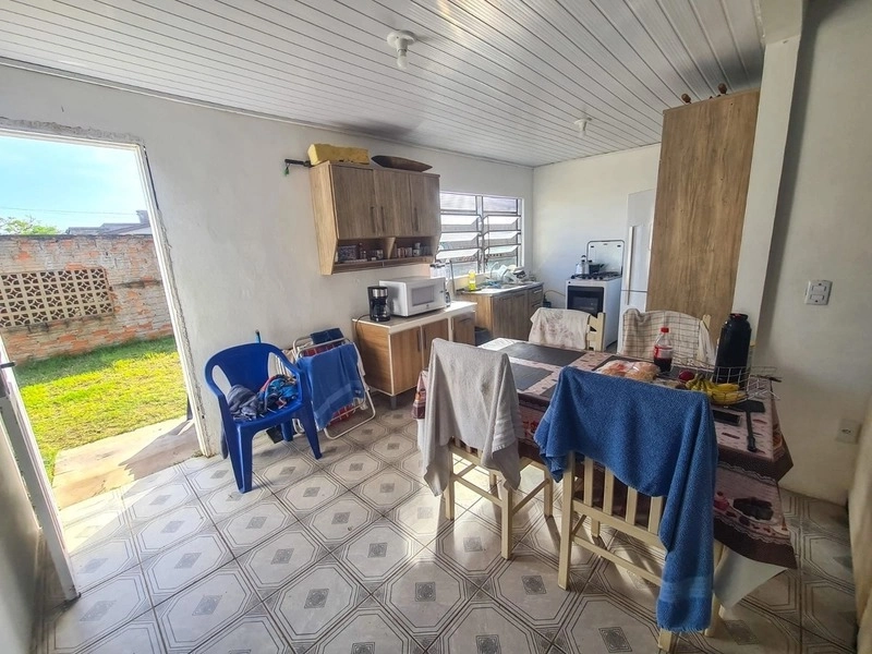 Casa 3 dormitórios: 2ª foto da galeria de imagens do imóvel