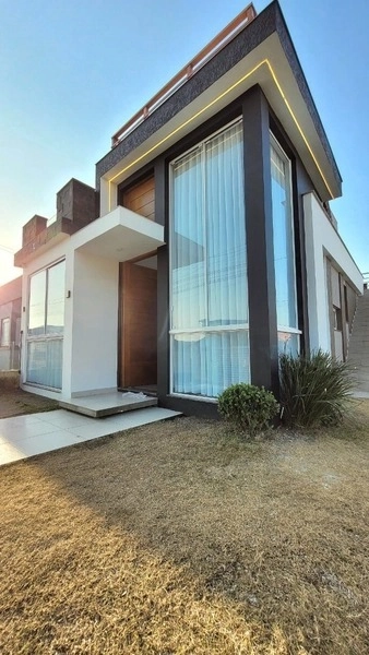 CASA DE CINEMA - MOBILIADA E DECORADA COM PISCINA E SPA: 4ª foto da galeria de imagens do imóvel