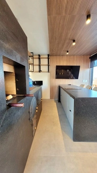 CASA DE CINEMA - MOBILIADA E DECORADA COM PISCINA E SPA: 20ª foto da galeria de imagens do imóvel