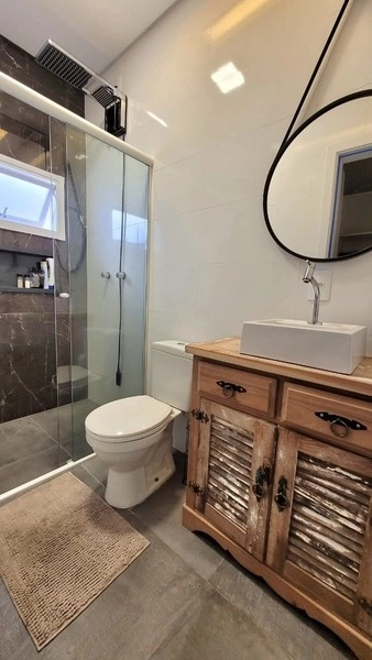 CASA DE CINEMA - MOBILIADA E DECORADA COM PISCINA E SPA: 16ª foto da galeria de imagens do imóvel