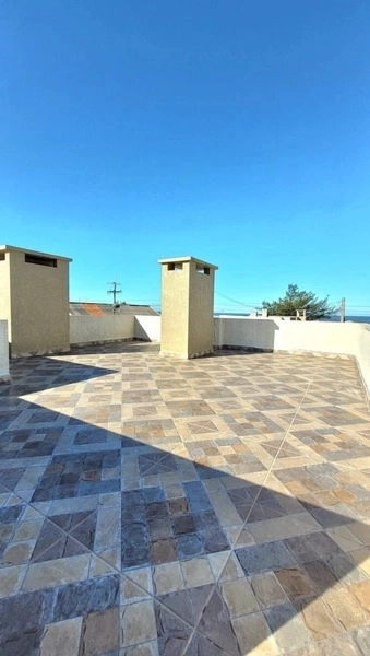 CASA 2 DORMITÓRIOS (1 SUÍTE) - 1 QUADRA DO MAR - ROOFTOP COM VISTA MAR: 19ª foto da galeria de imagens do imóvel