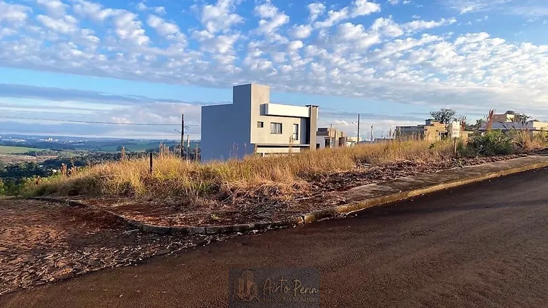 Terreno de esquina no Mirante do Trevo: 3ª foto da galeria de imagens do imóvel