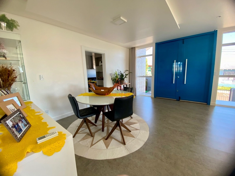 Casa 3 suítes em Chapecó: 2ª foto da galeria de imagens do imóvel