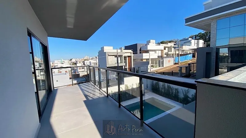 Casa 3 pavimentos com elevador: 14ª foto da galeria de imagens do imóvel