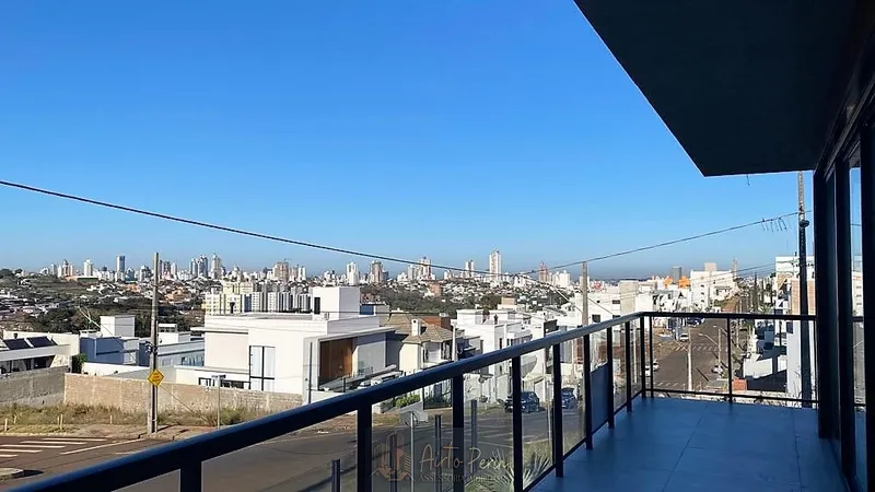 Casa 3 pavimentos com elevador: 9ª foto da galeria de imagens do imóvel
