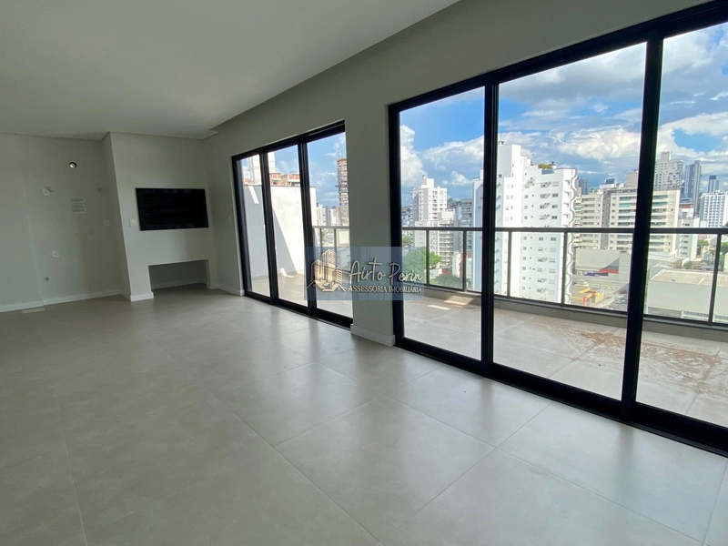 COBERTURA DUPLEX NO CENTRO: 7ª foto da galeria de imagens do imóvel