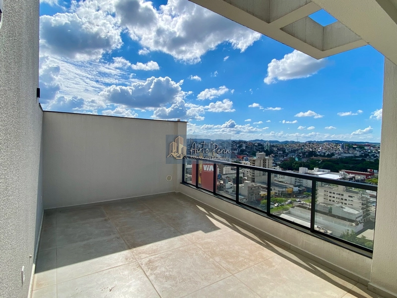 COBERTURA DUPLEX NO CENTRO: 1ª foto da galeria de imagens do imóvel