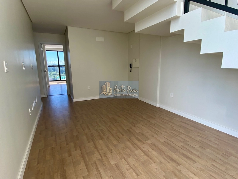 COBERTURA DUPLEX NO CENTRO: 4ª foto da galeria de imagens do imóvel