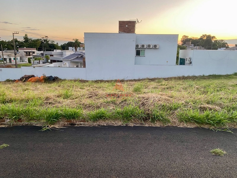Terreno no Mirante do Trevo: 1ª foto da galeria de imagens do imóvel